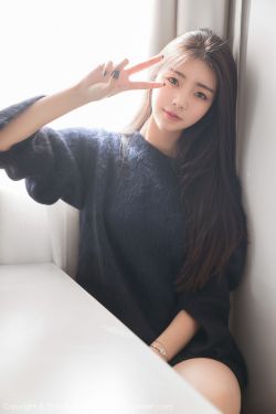 女大学生的美发沙龙